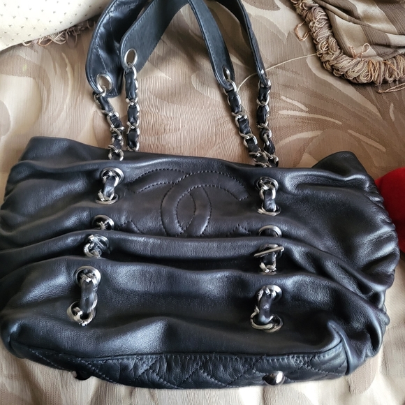 Chanel sharpei bag - Picture 3 of 11